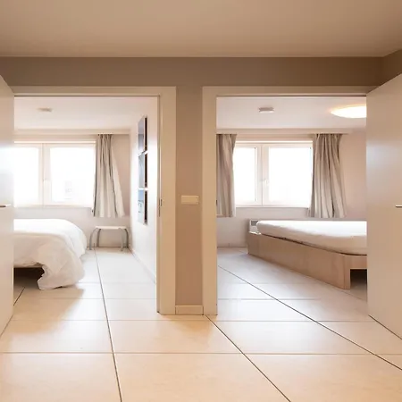 Apartment With Oblique Sea View Middelkerke