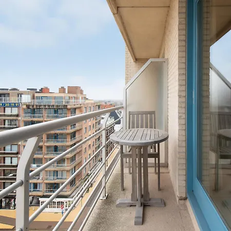 In With Stunning Views *