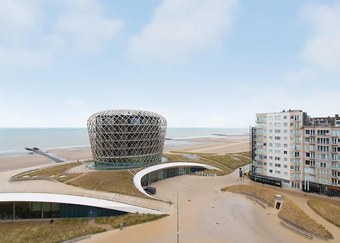 In With Stunning Views Apartment *