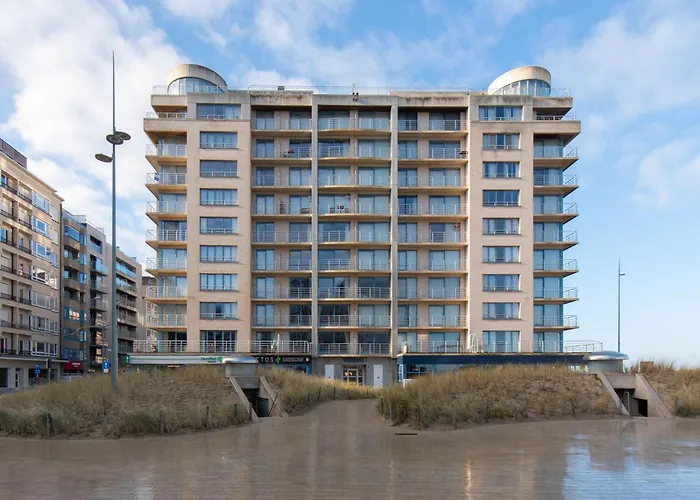 In With Stunning Views *